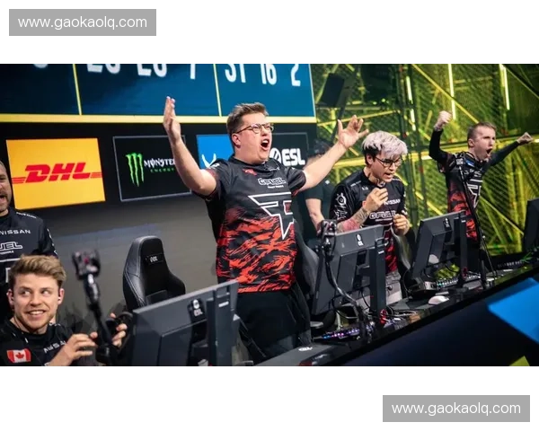 以CSGO大师为核心探索电竞竞技策略与玩家成长之路 以CSGO大师为核心探索电竞竞技策略与玩家成长之路